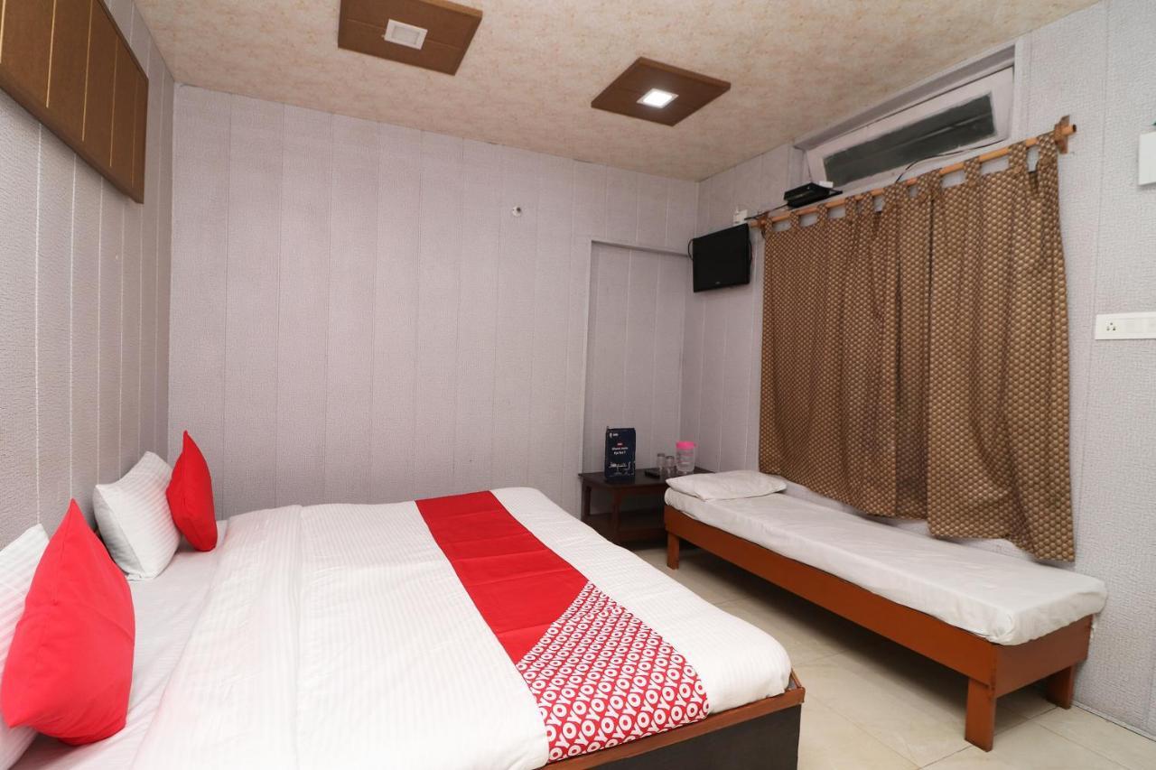 Hotel Neelam Raj Найнитал Экстерьер фото